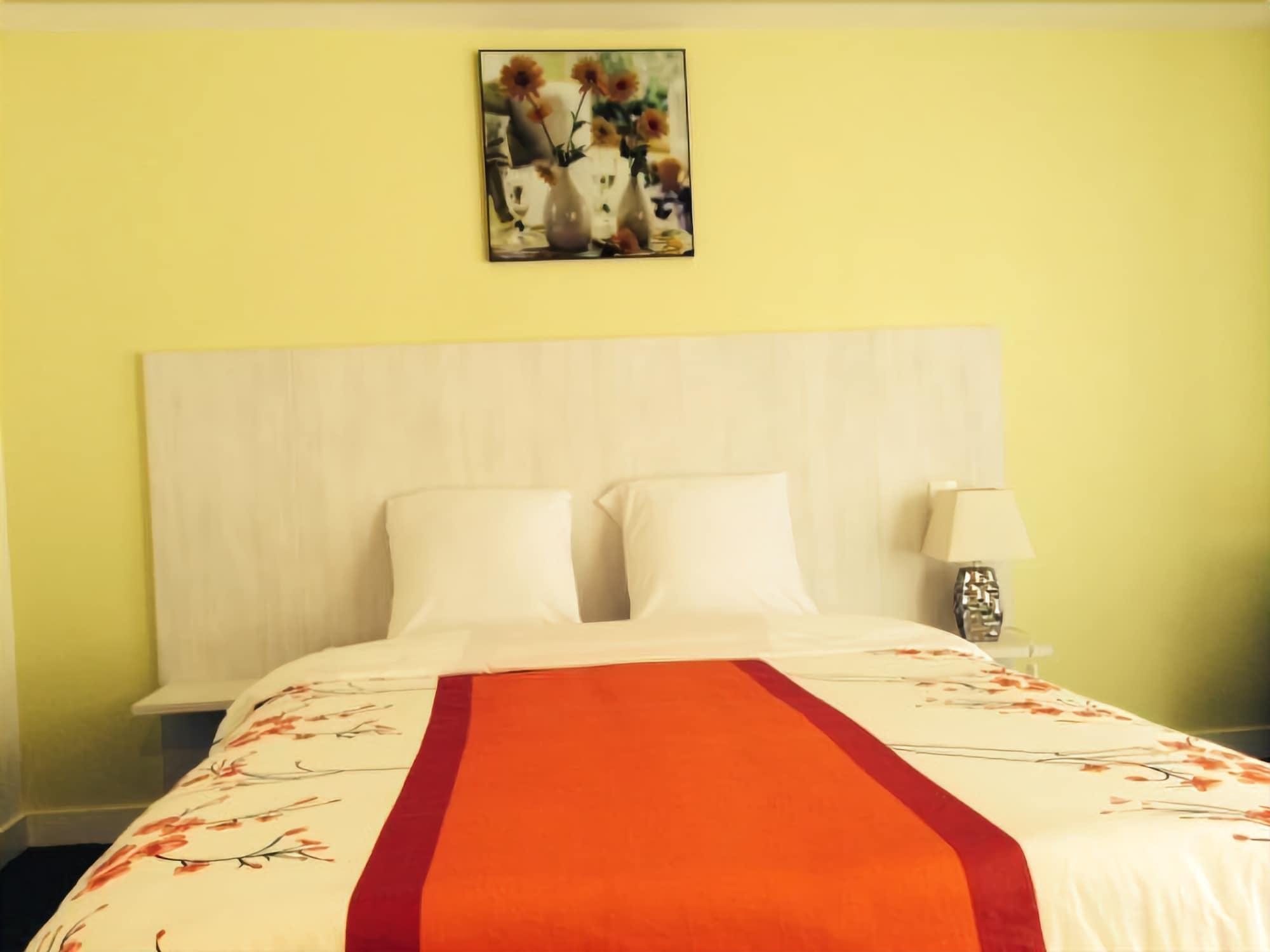 Hotel Rythme Saint-Cloud Luaran gambar